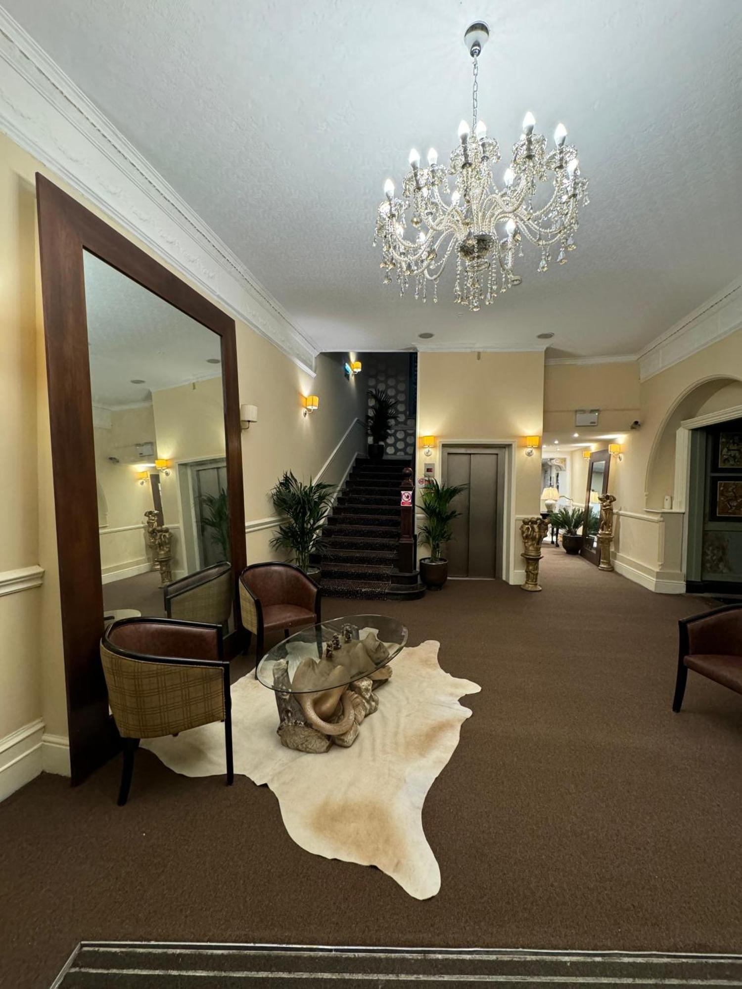 H & G Hotel Opposite Windsor Castle Exterior foto